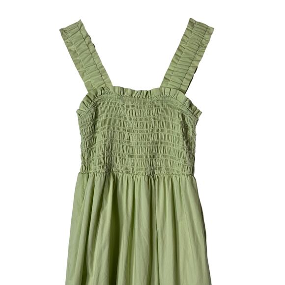 Abercrombie & Fitch Green Smocked Bodice Easy Maxi Dress - Picture 2 of 8